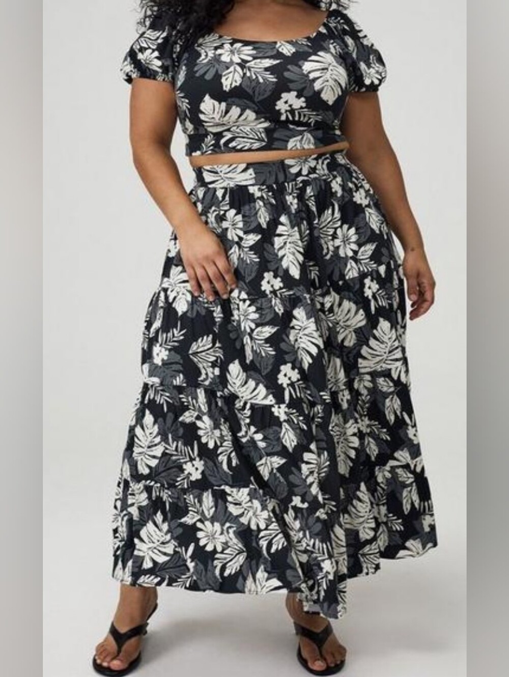 TORRID Floral Puff Sleeve Crop Top with Matching Maxi Skirt Set 2x (18-20) NWT